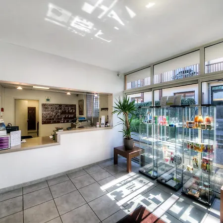 Zenitude Hôtel-résidences L'acacia 3* Lourdes